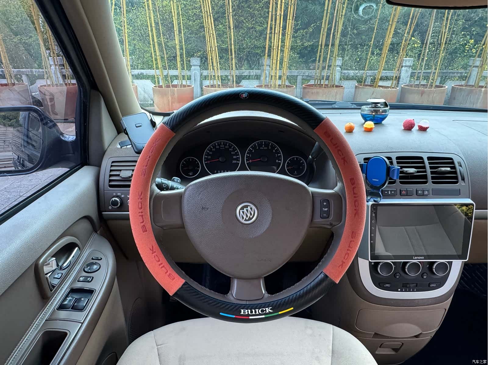 Buick GL8, 2016 13