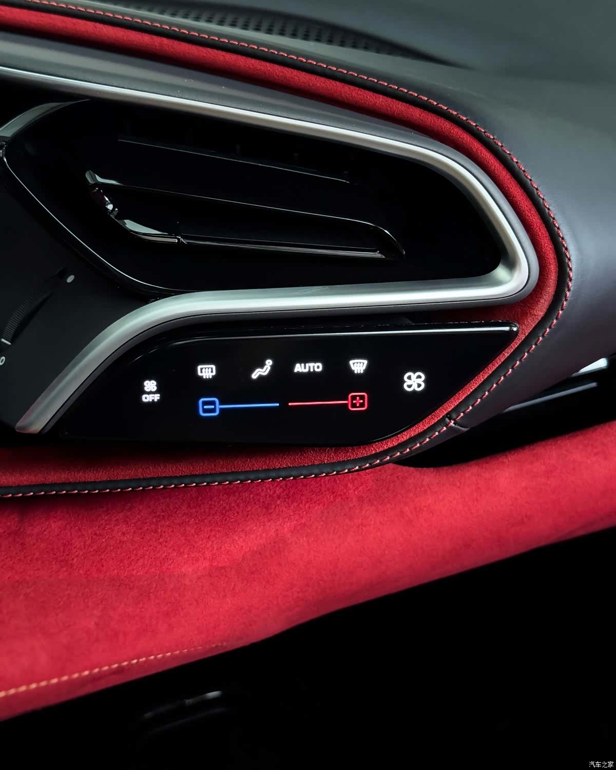 Ferrari 296, 2024 14