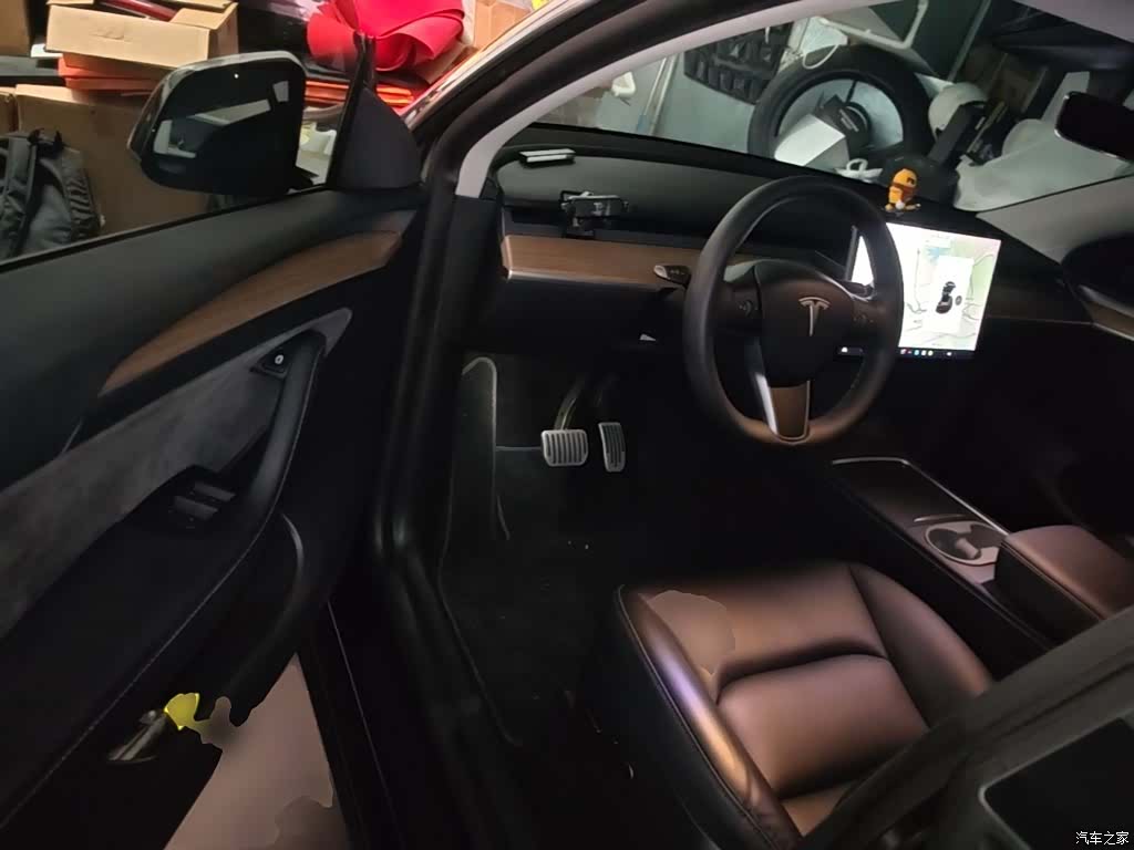 Tesla Model Y, 2021 16