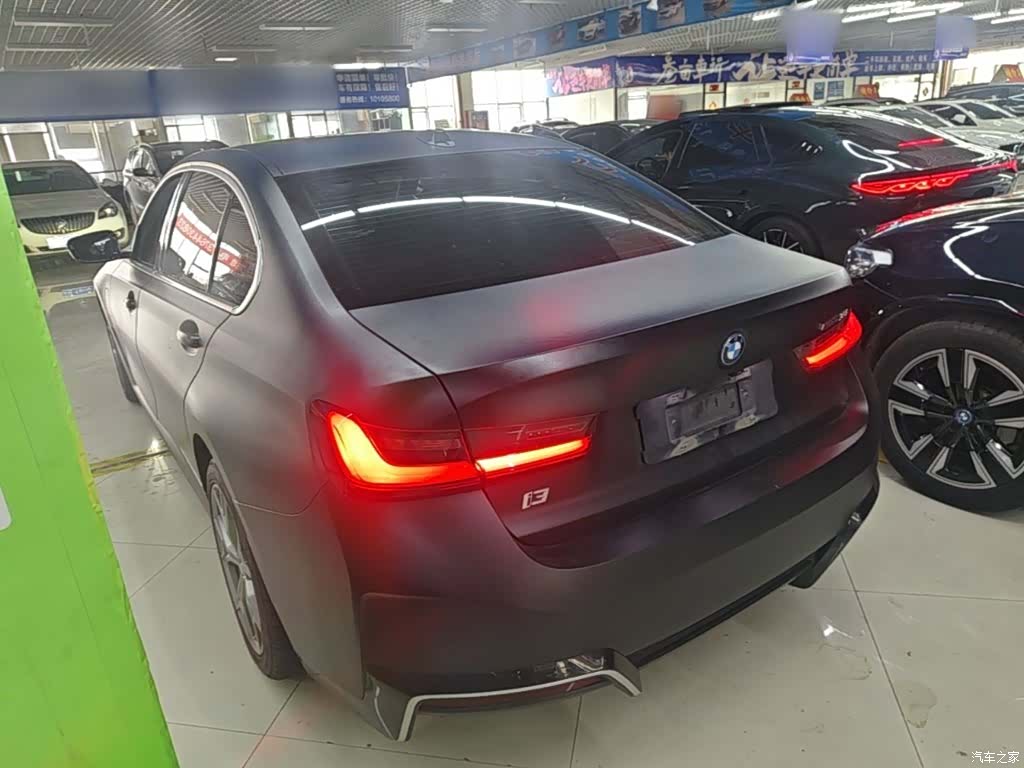 BMW i3, 2023 все фото