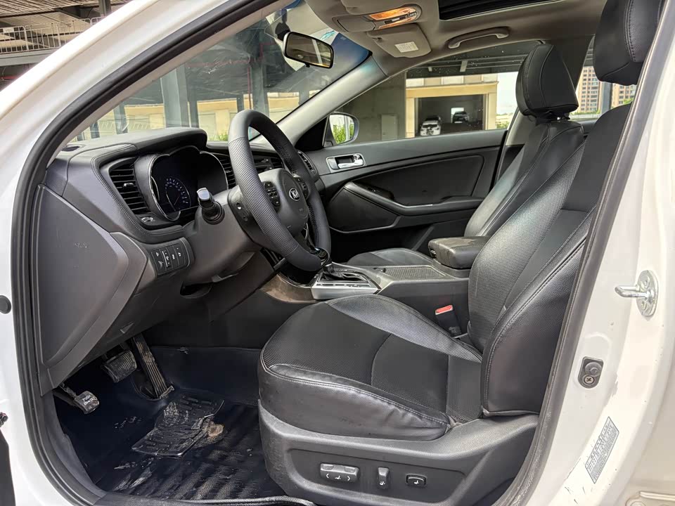 Kia K5 Kia K5
