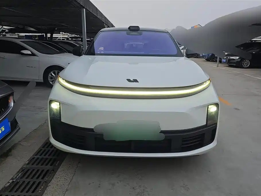 Li Auto Ideal L7