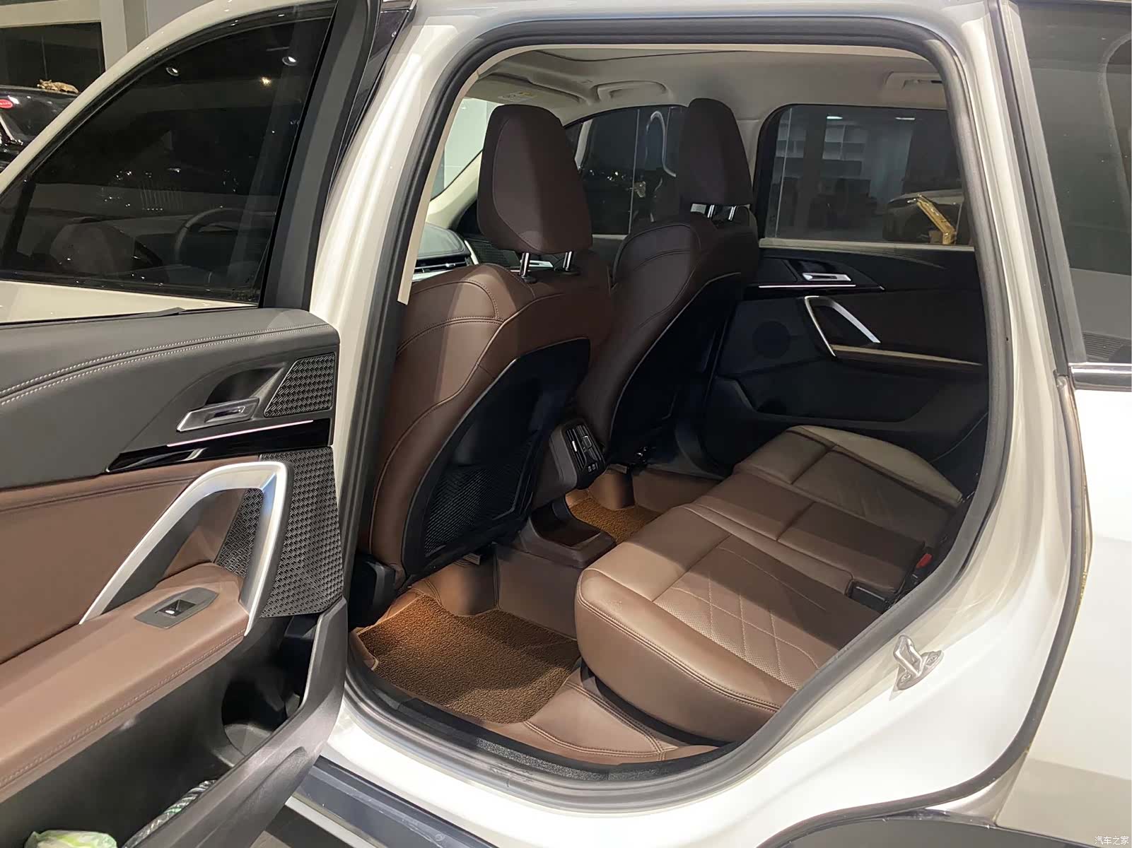 BMW X1, 2024 8