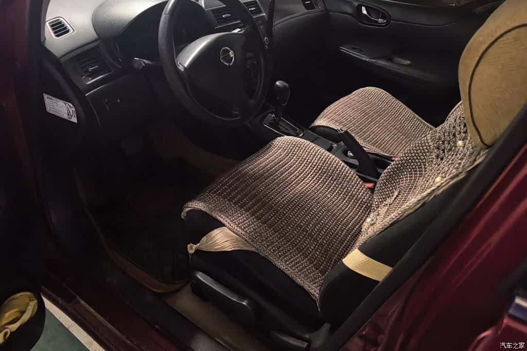 Nissan Tiida, 2012 9