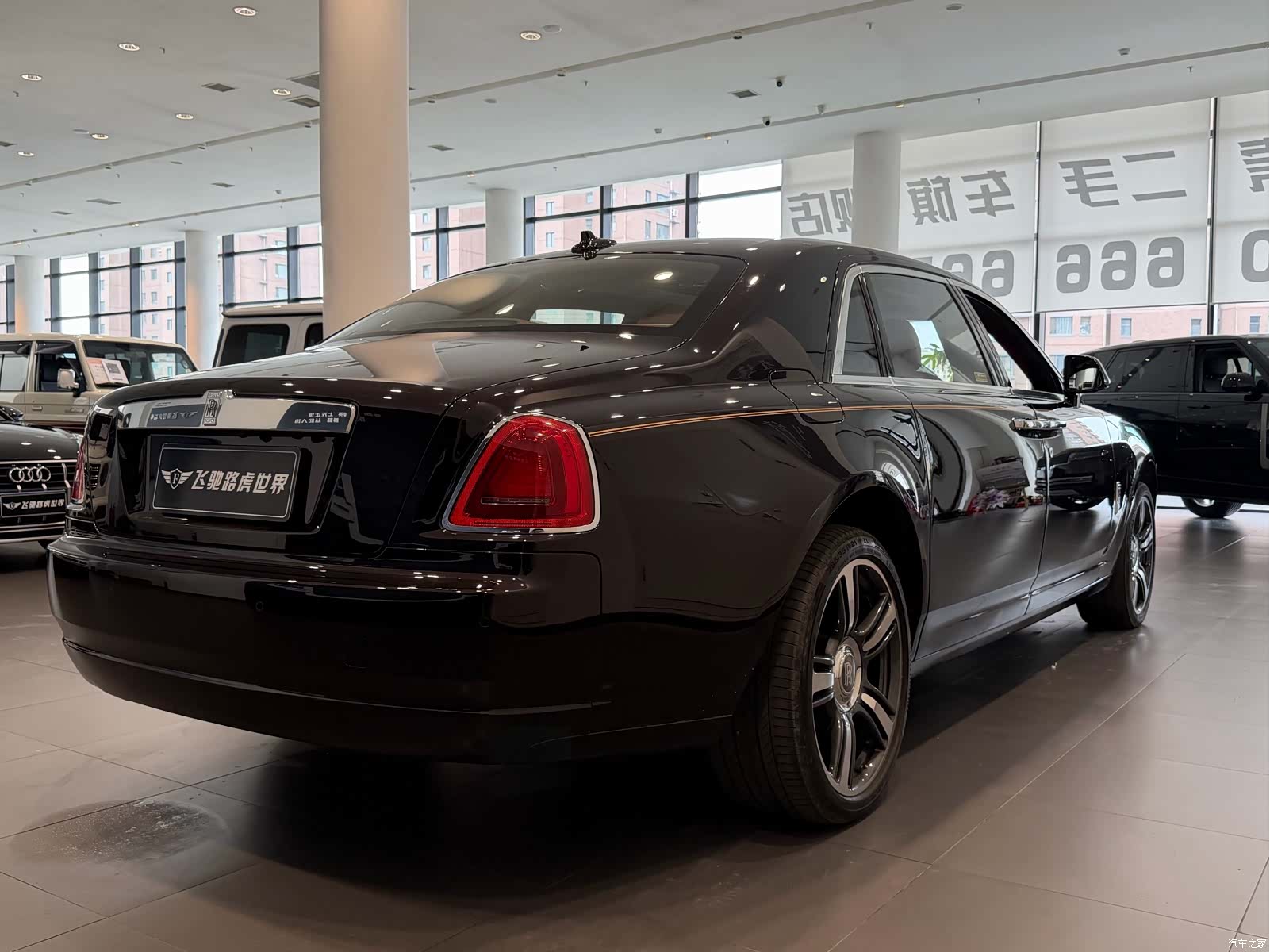 Rolls-Royce Ghost, 2013 29