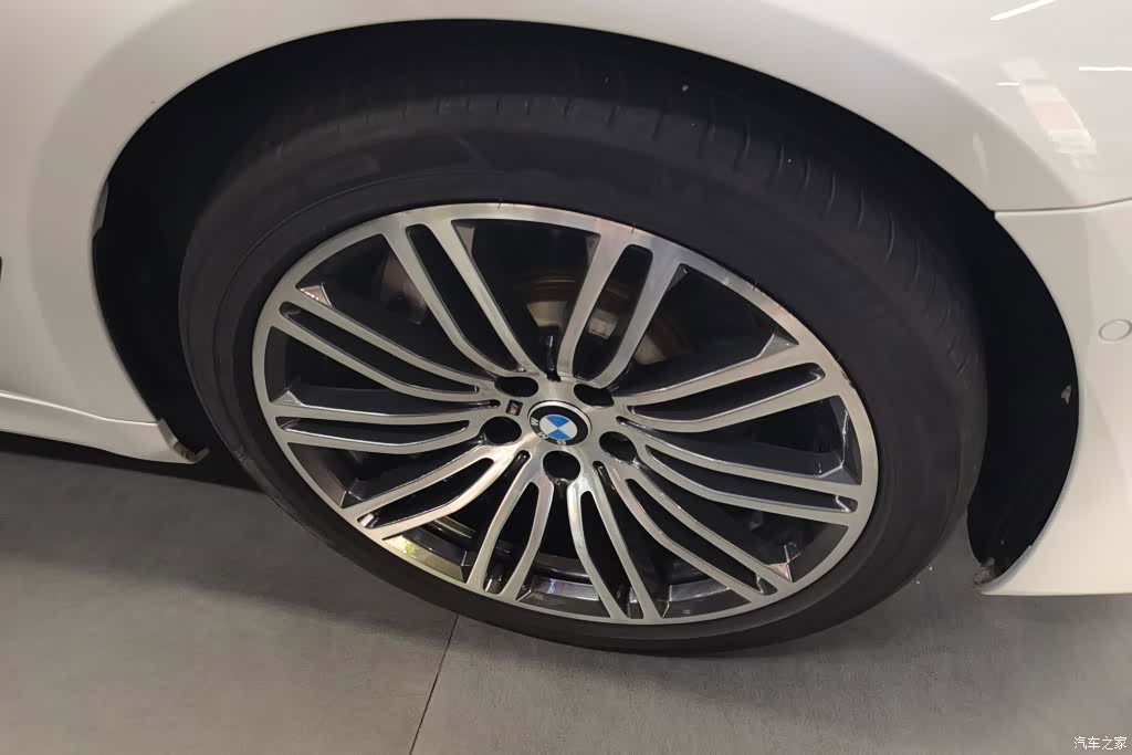 BMW 5 Series, 2017 6