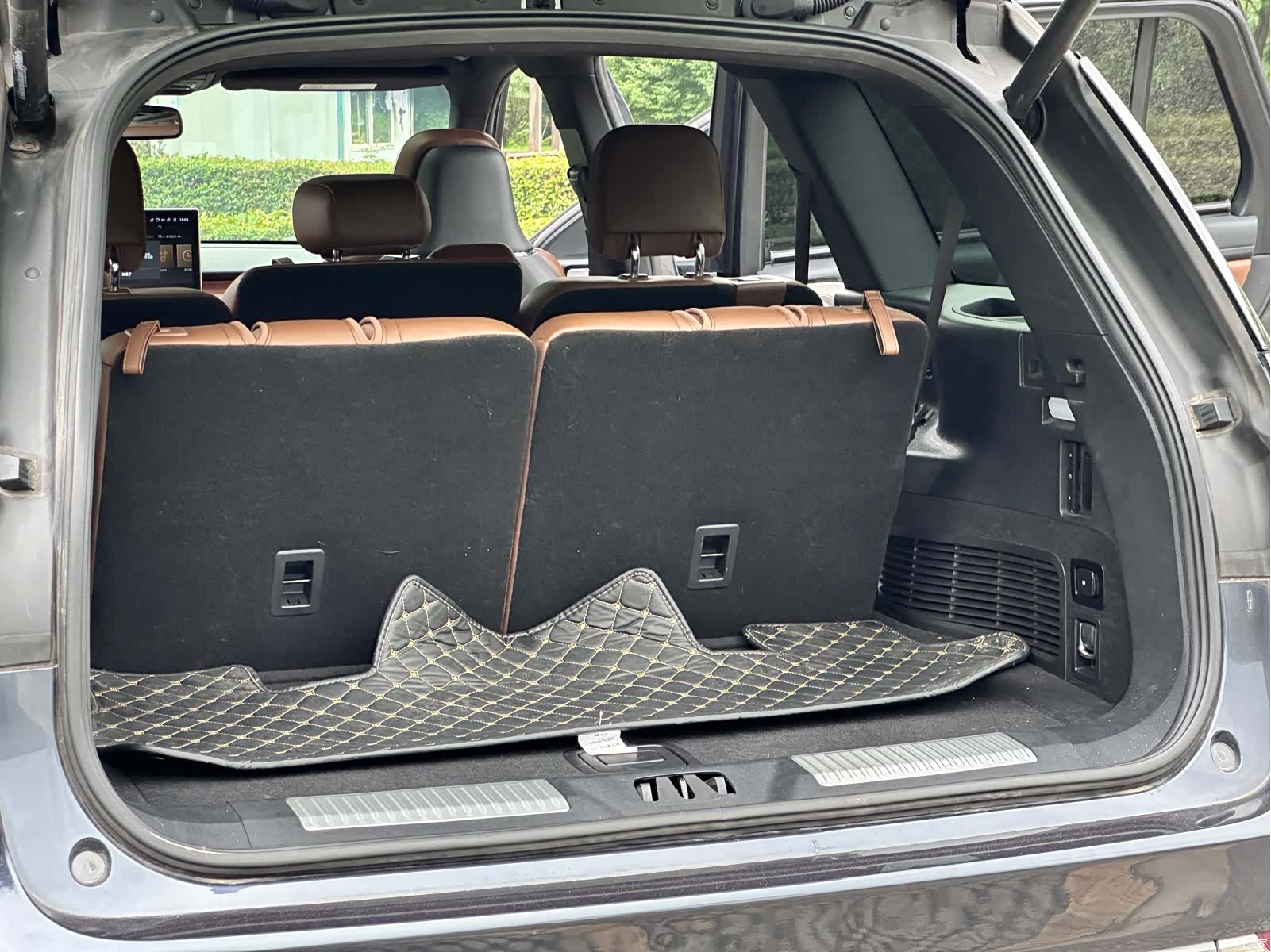 Lincoln Aviator, 2022 13