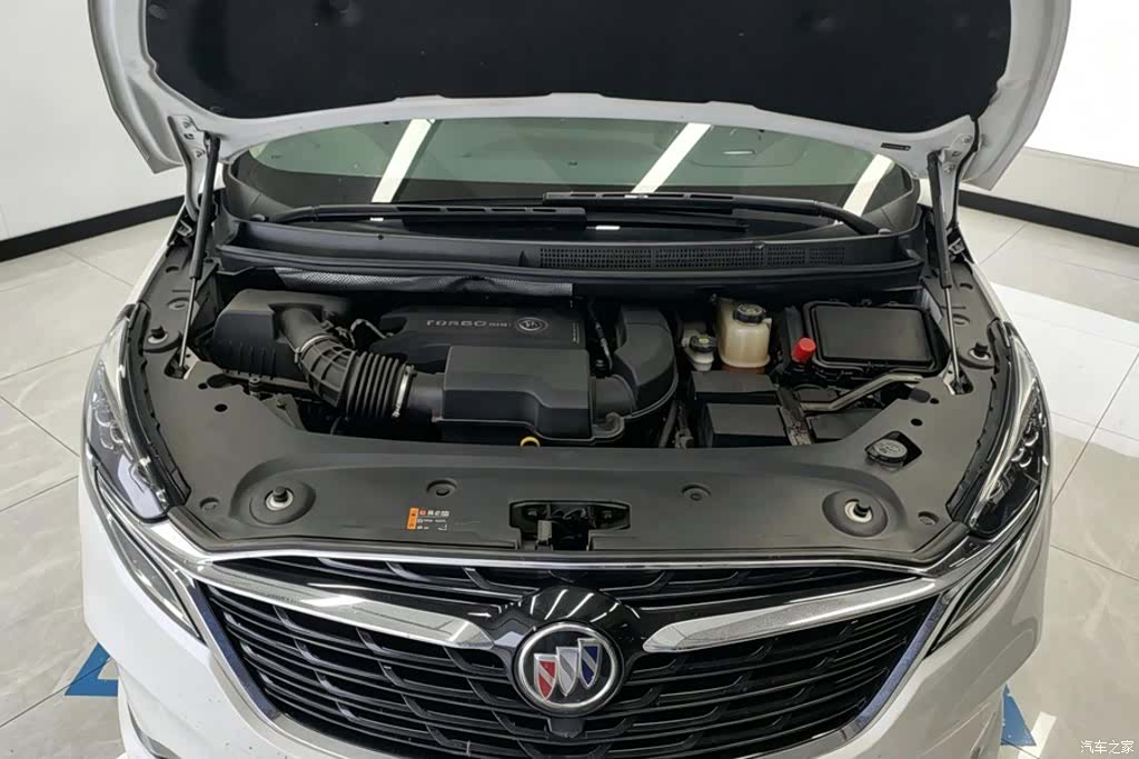 Buick GL8, 2021 10