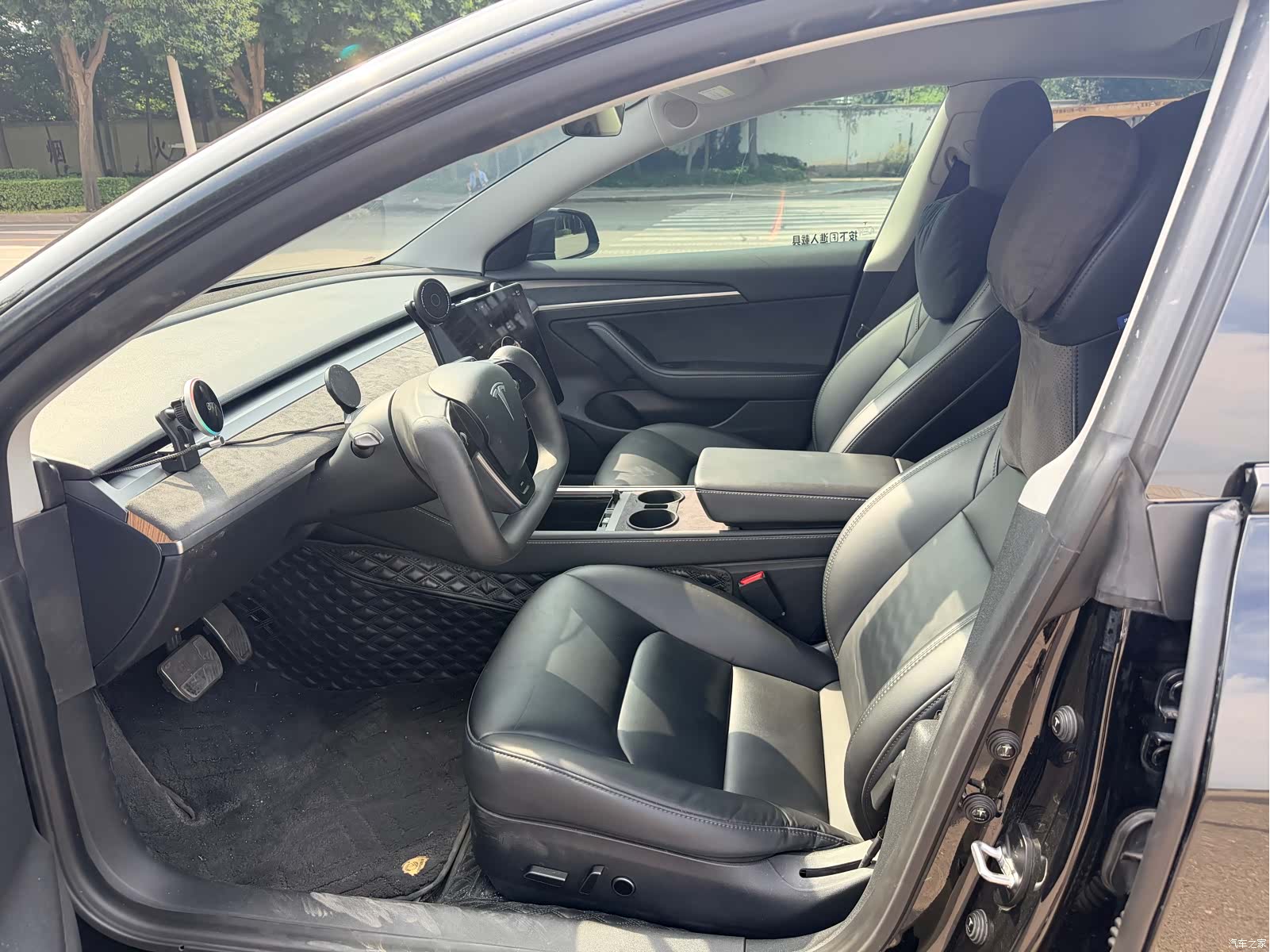 Tesla Model 3, 2021 все фото