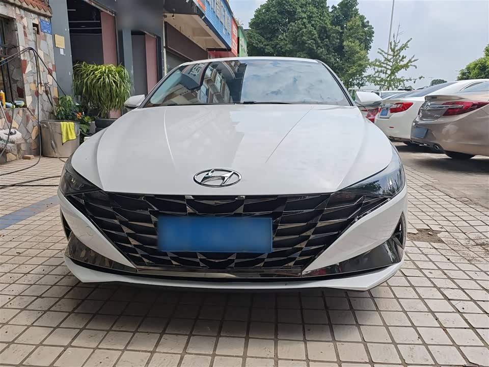 Hyundai Elantra Hyundai Elantra