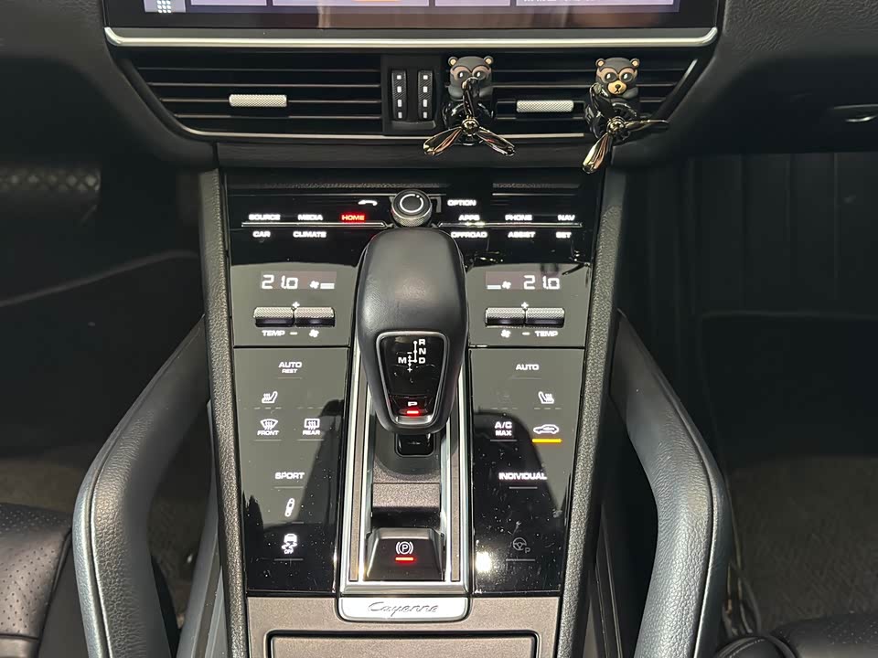 Porsche Cayenne Porsche Cayenne