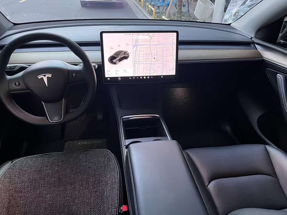 Tesla Model Y Tesla Model Y