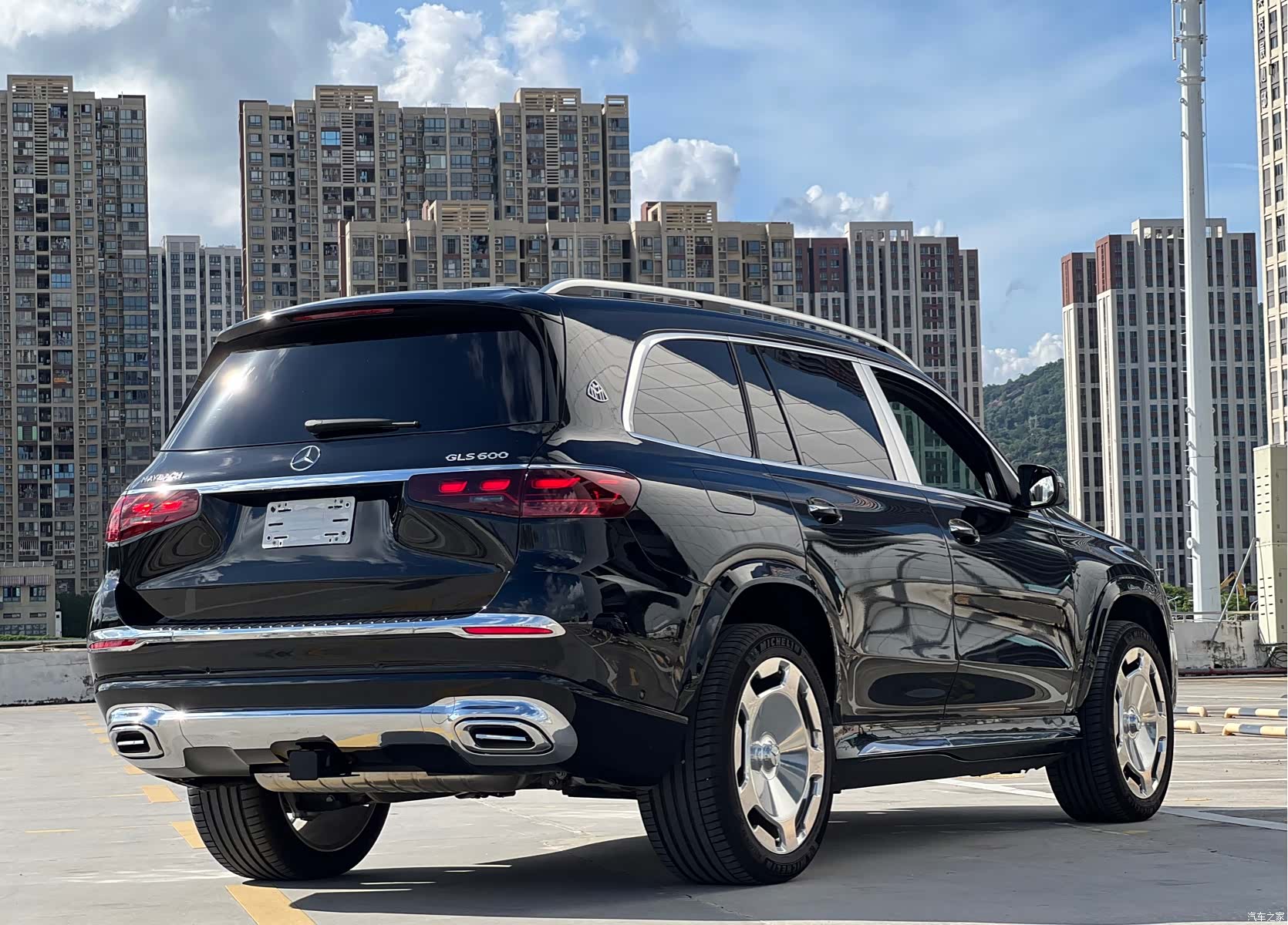 Mercedes-Benz GLS, 2024 15
