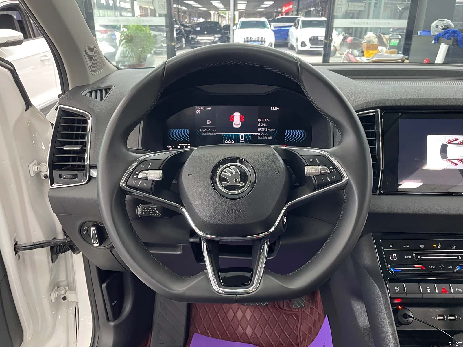 Skoda Karoq, 2022 9