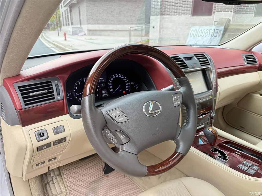 Lexus LS, 2008 16