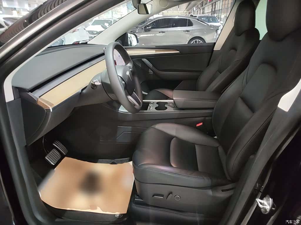 Tesla Model Y, 2021 15