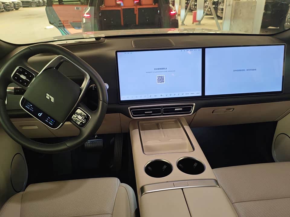 Li Auto Ideal L8