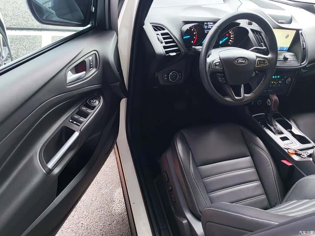 Ford Kuga, 2018 16
