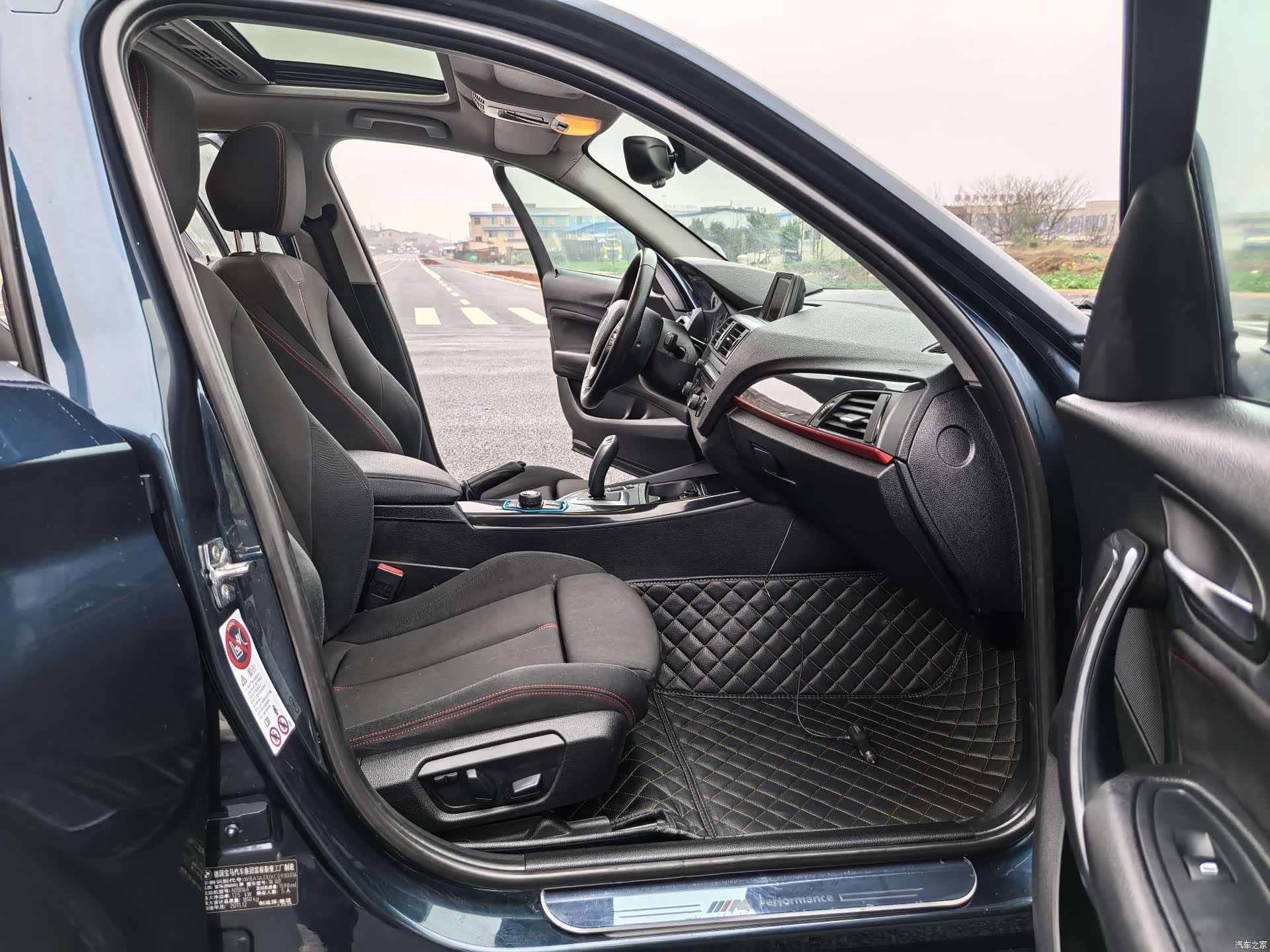 BMW 1 Series, 2012 16