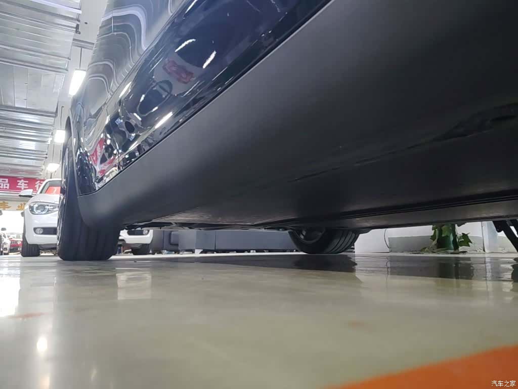 Tesla Model Y, 2023 21