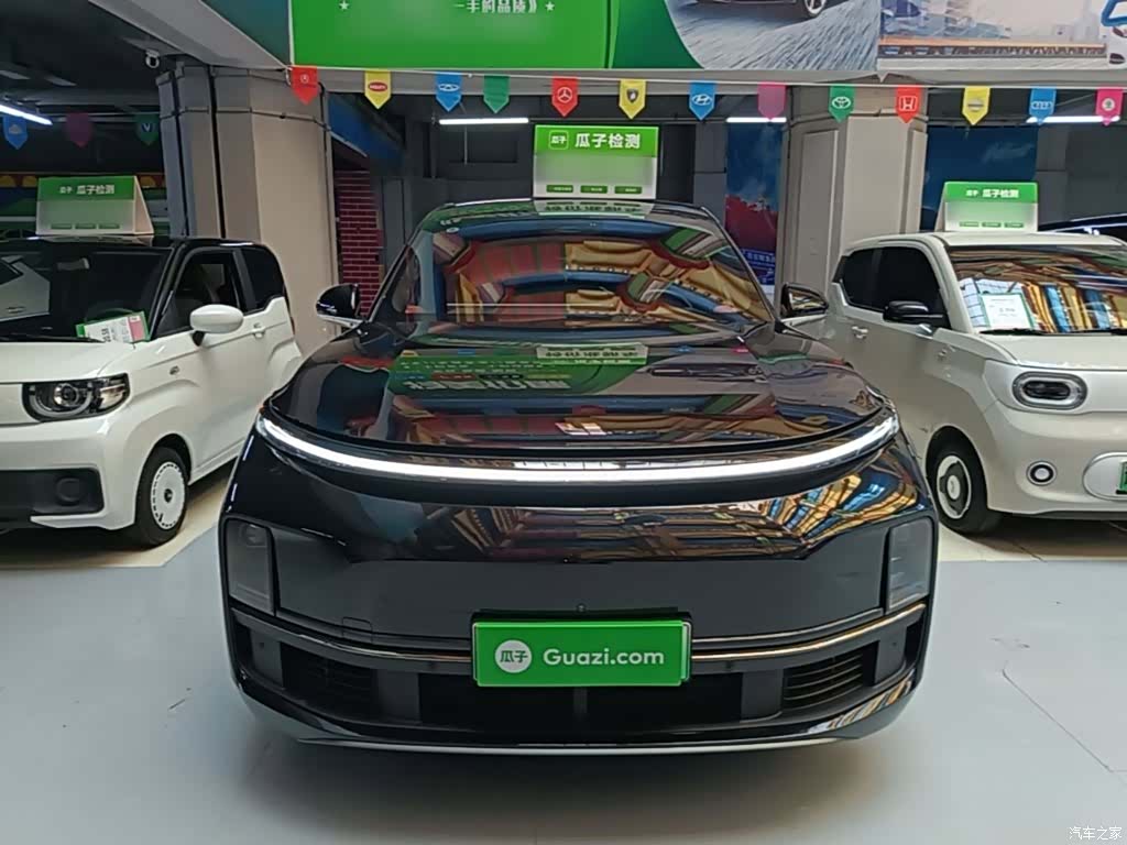 Li Auto L8, 2023 3