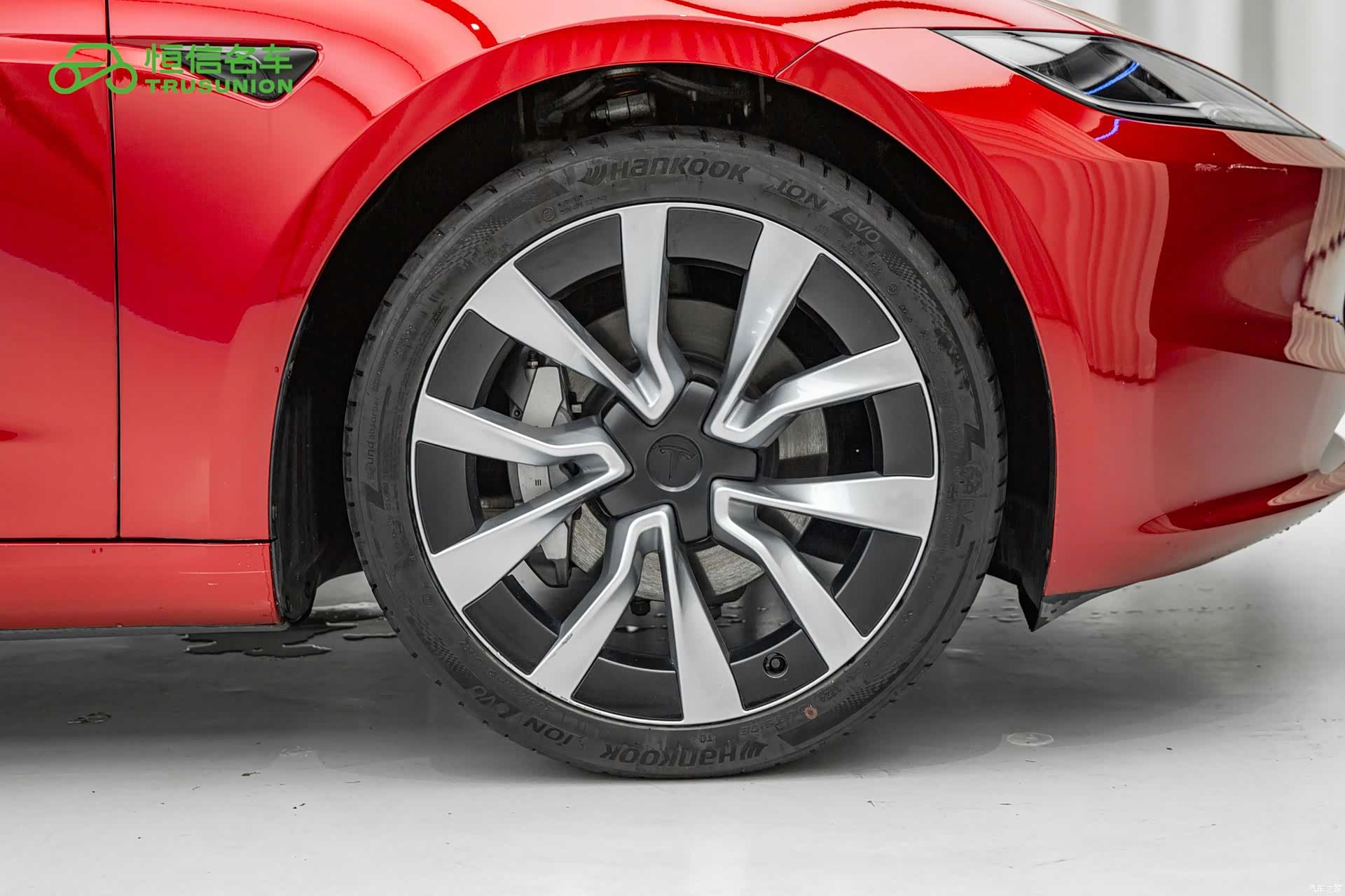 Tesla Model 3, 2024 11