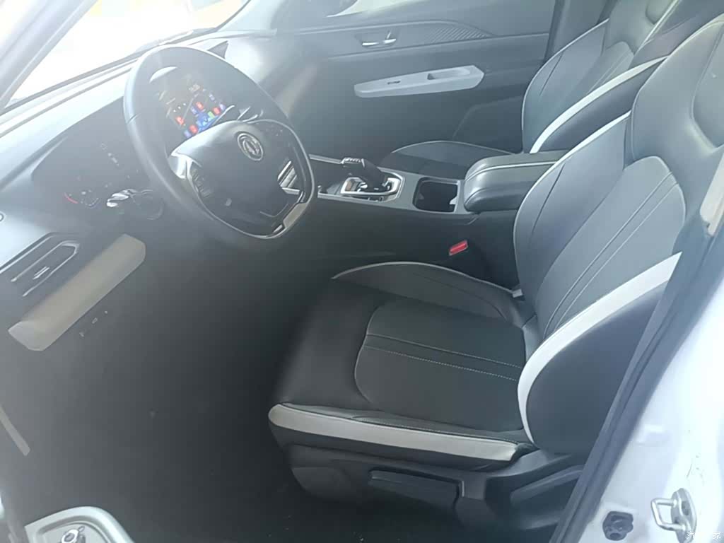 DongFeng E70, 2022 11