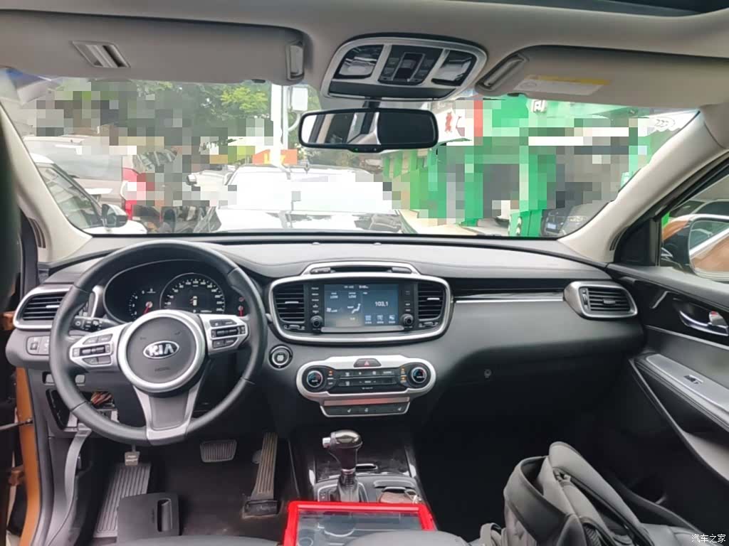 Kia L, 2015 10