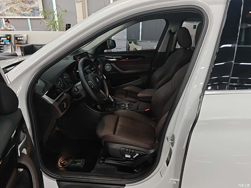 BMW X1, 2021 16