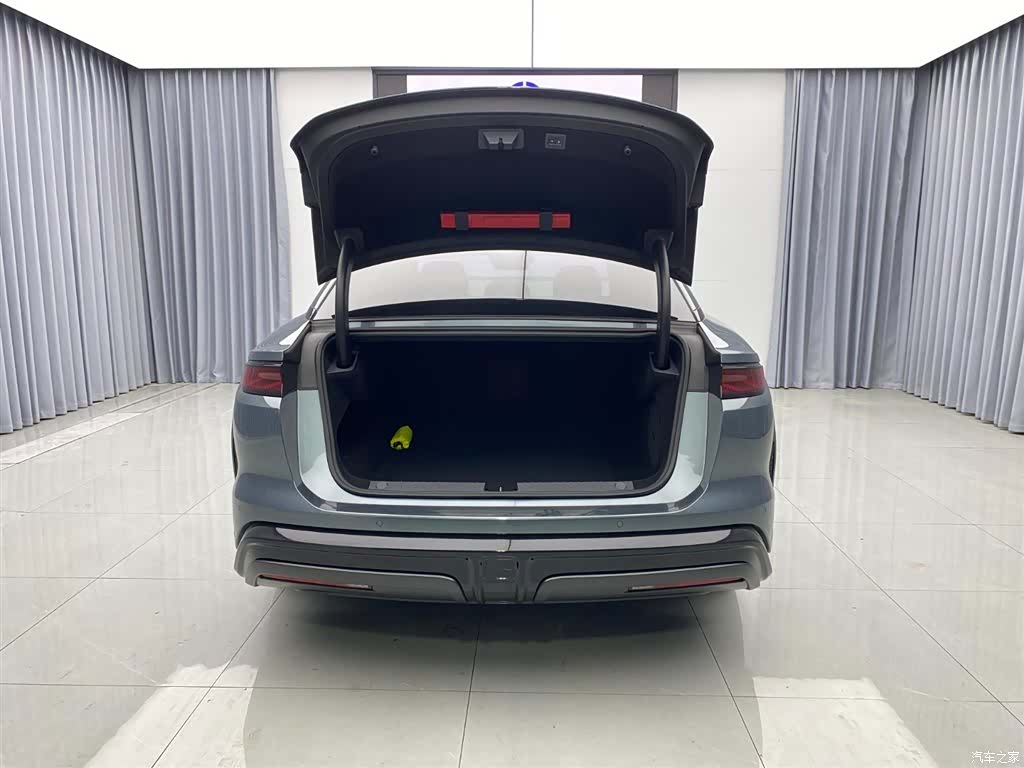 BYD Han, 2025 19