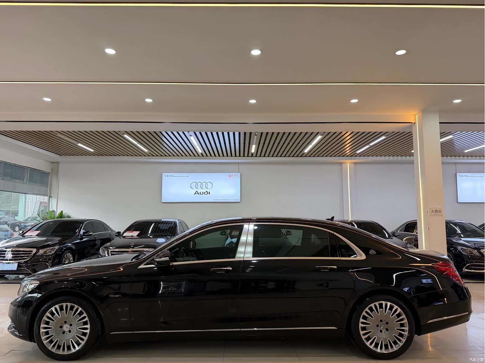 Maybach S-Class, 2017 все фото