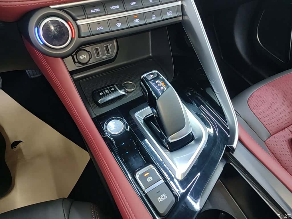 DongFeng AX7, 2021 14