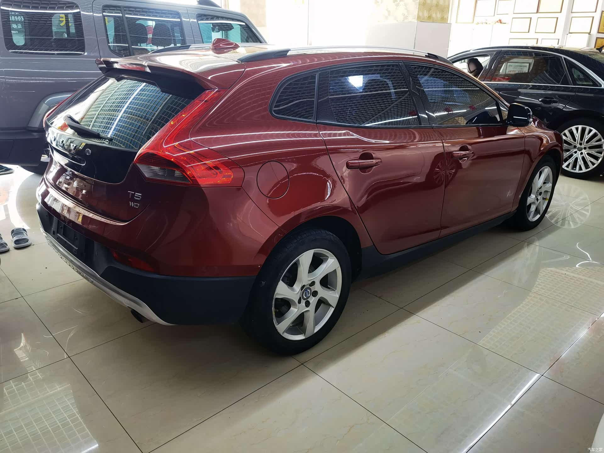 Volvo V40, 2014 все фото