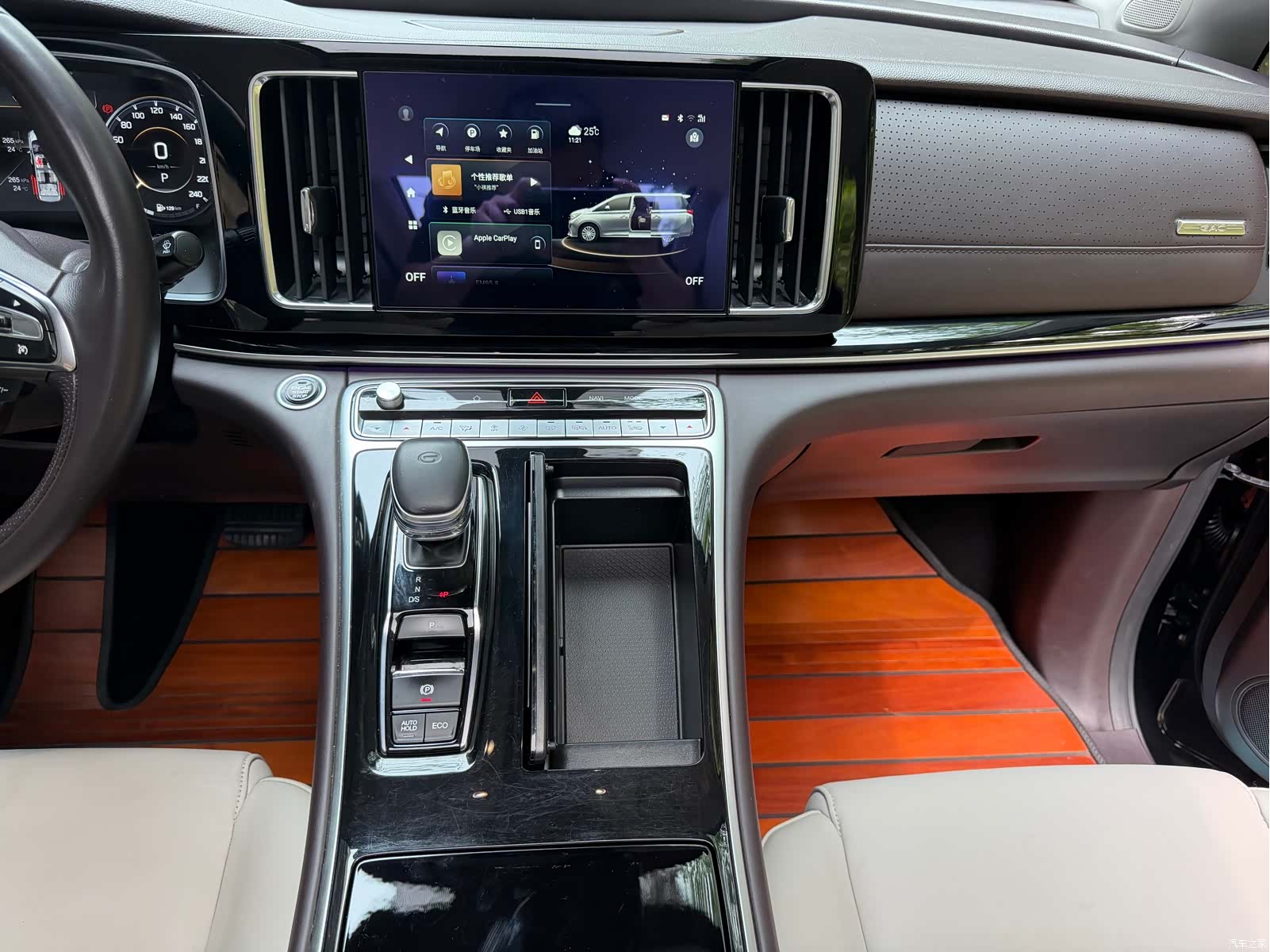 Trumpchi M8, 2022 14