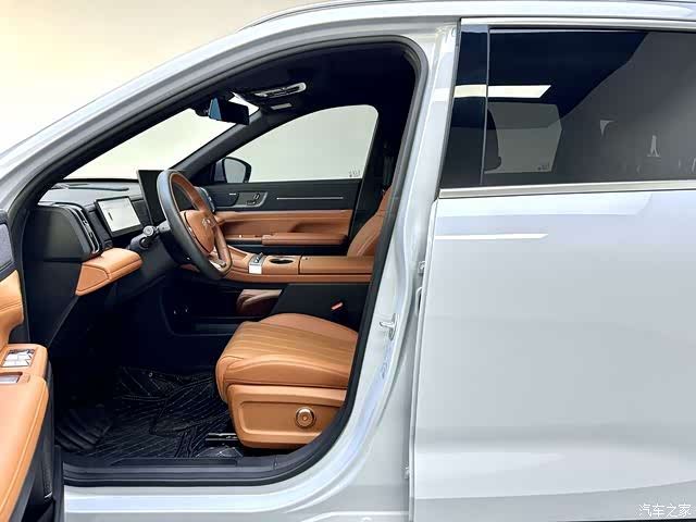 Jetour L7, 2026 все фото