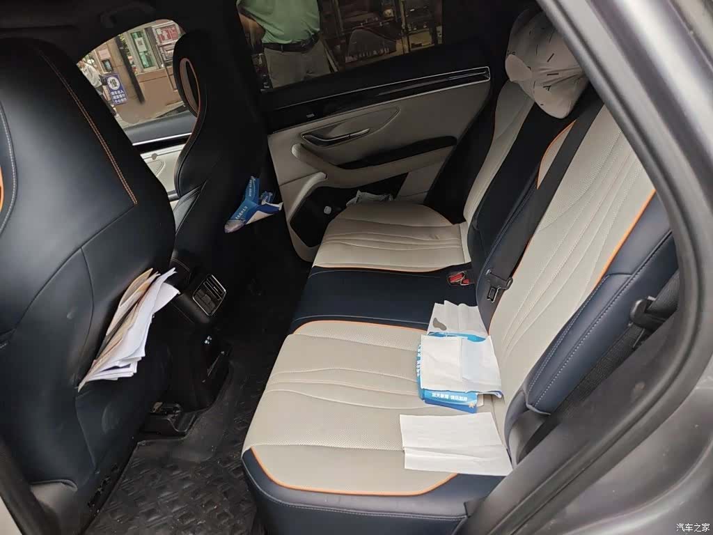 BYD Song, 2022 15