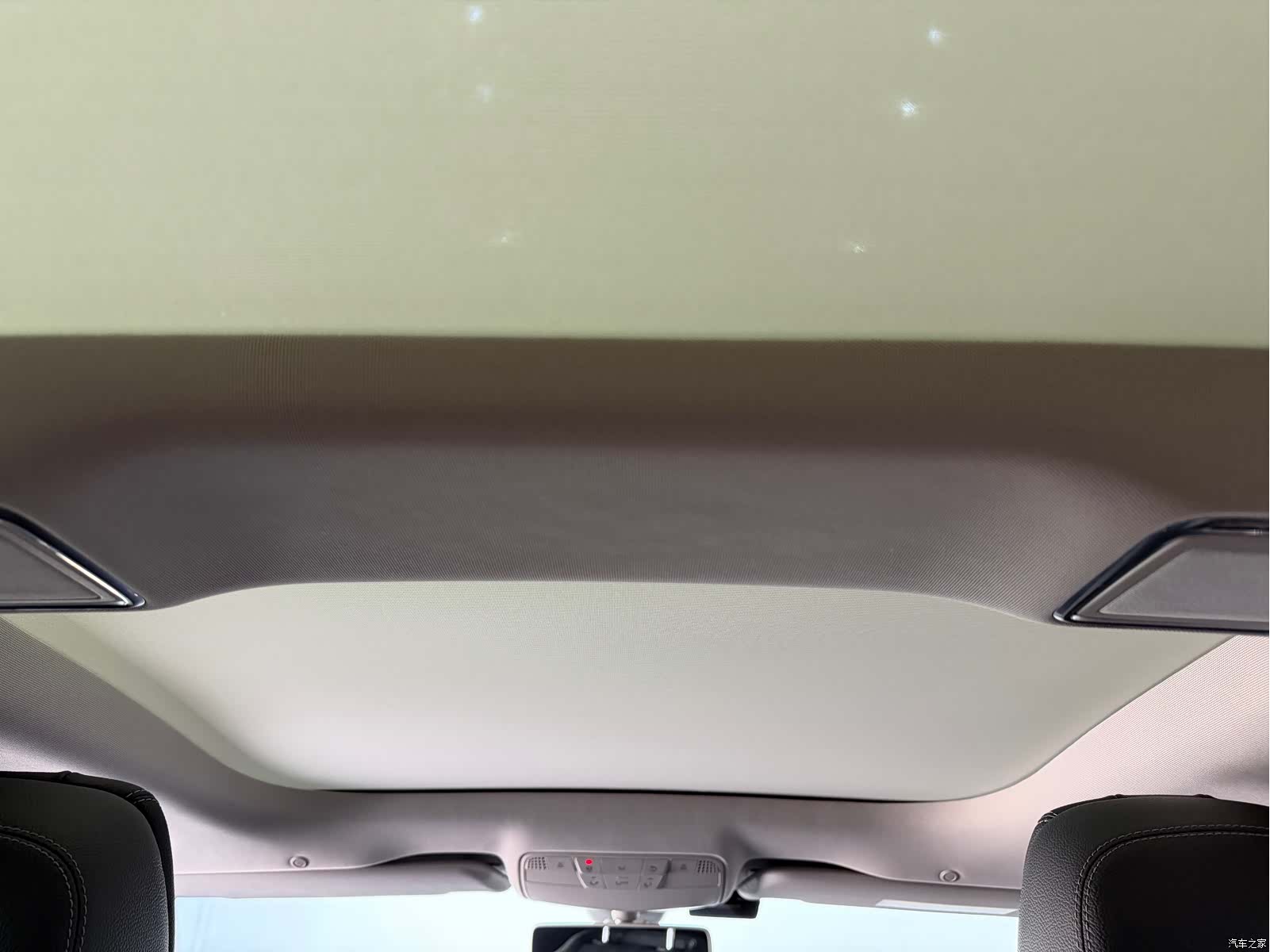 Mercedes-Benz E-Class, 2018 14
