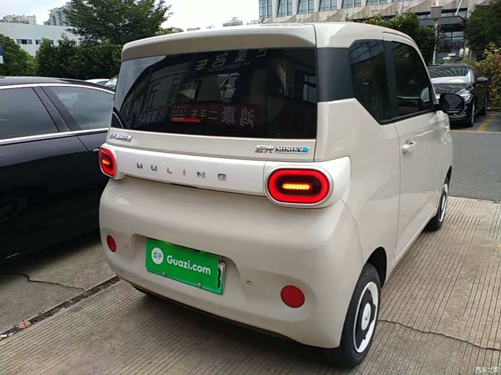 Wuling MINIEV, 2024 7
