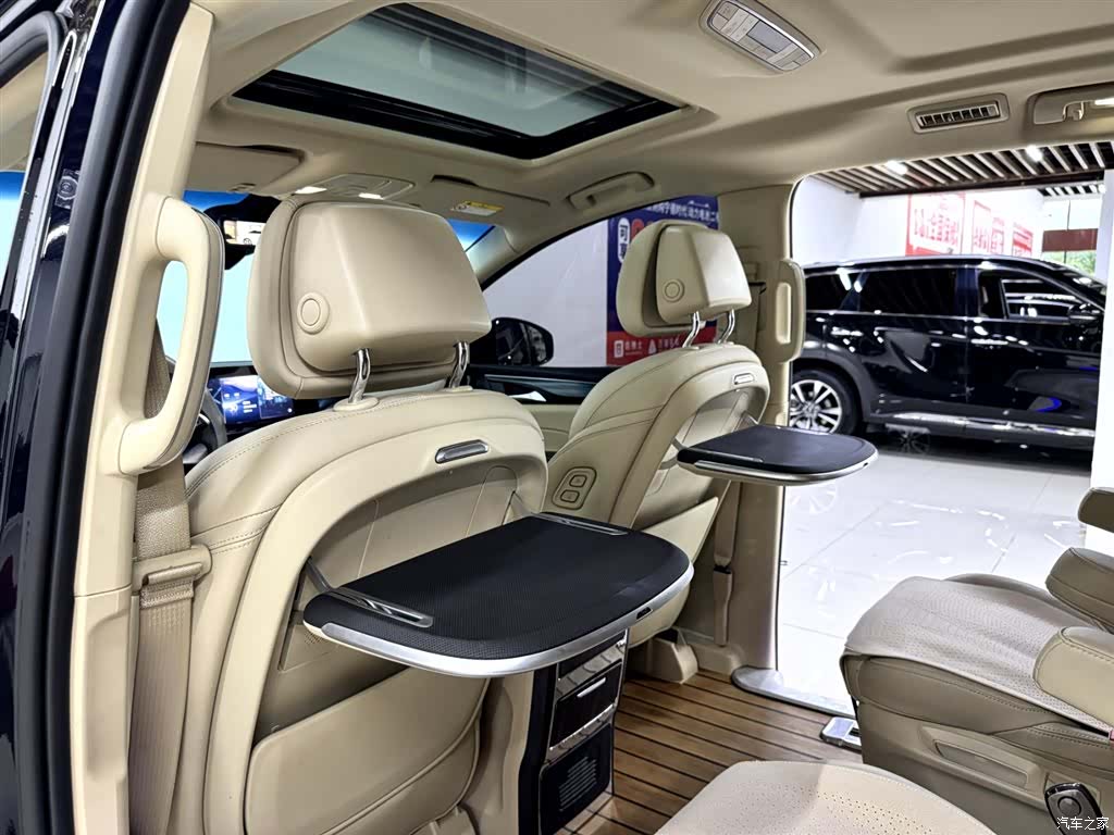 Buick GL8, 2023 17