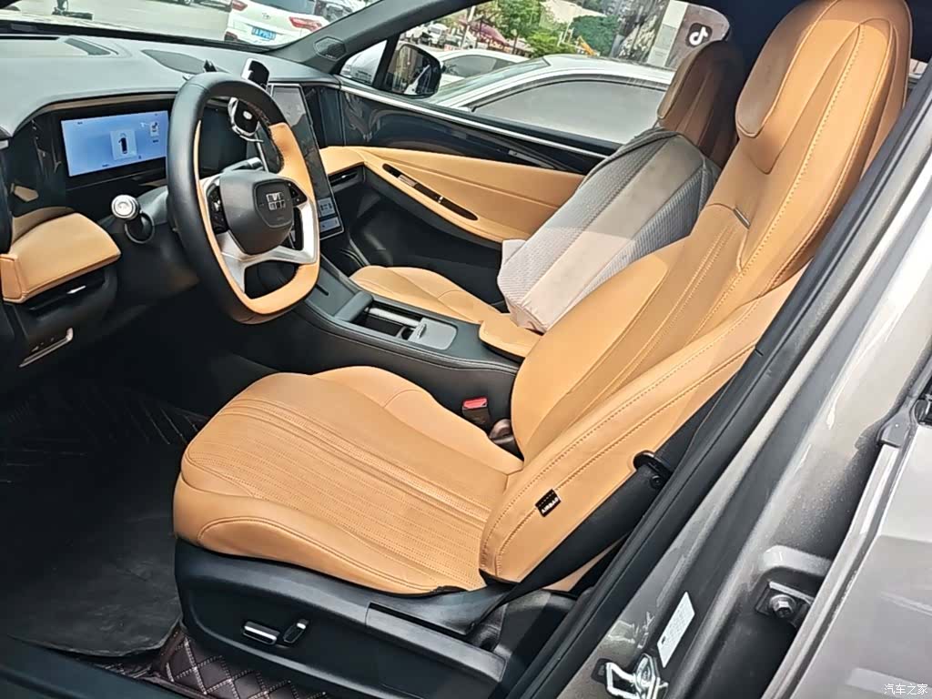 Geely Galaxy L7, 2024 15