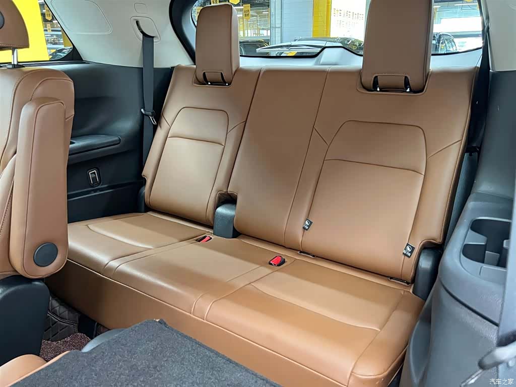 Nissan Pathfinder, 2024 17