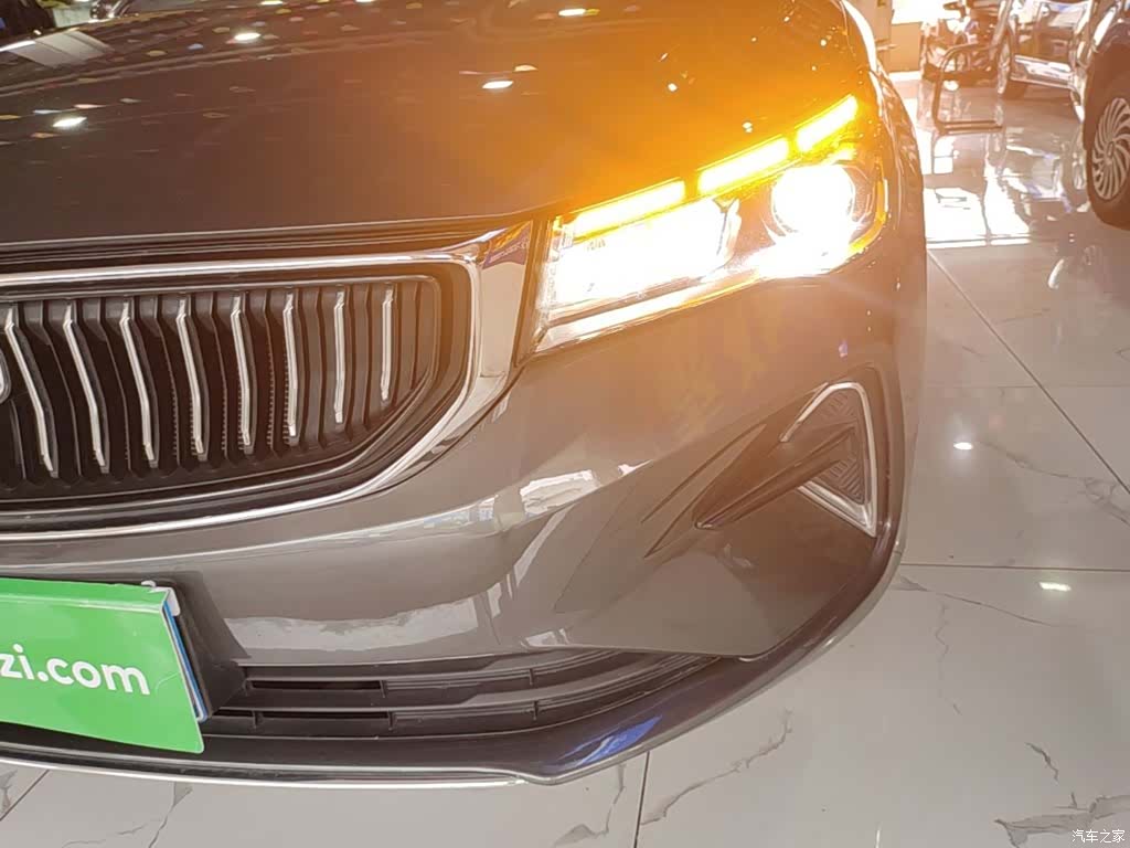 Geely Emgrand, 2021 24
