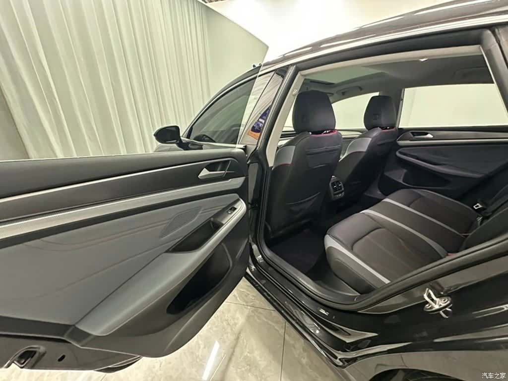 Volkswagen Lamando, 2023 9
