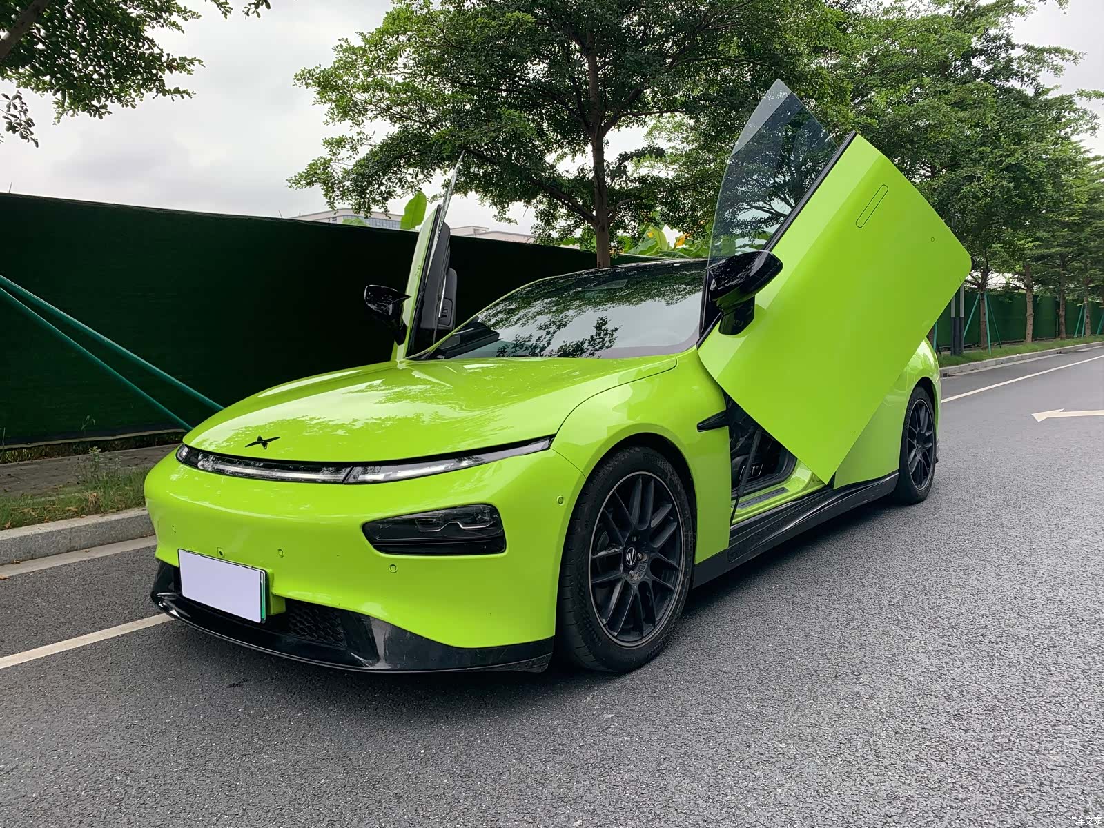 Xpeng P7, 2021 1