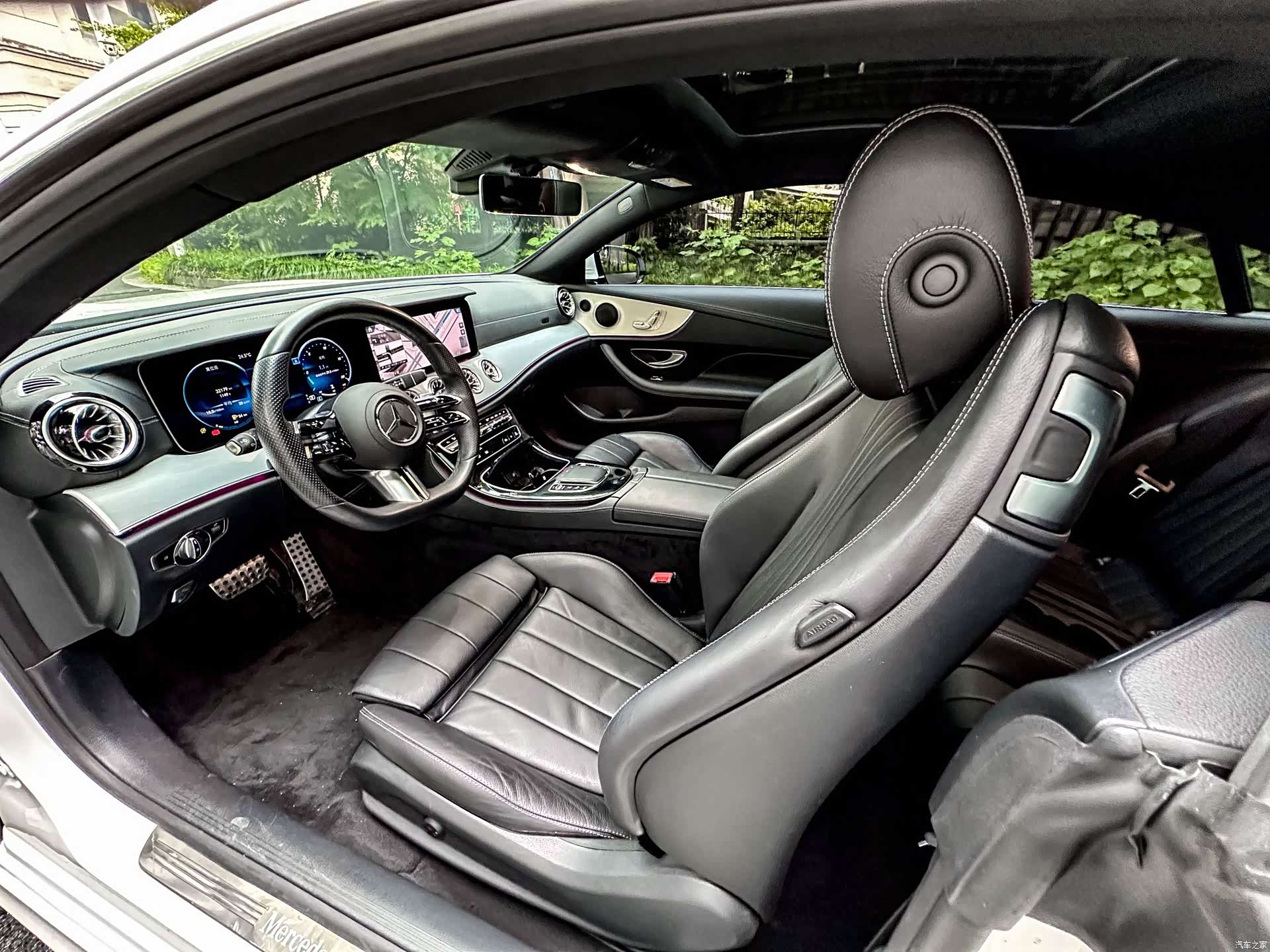 Mercedes-Benz E-Class, 2022 10