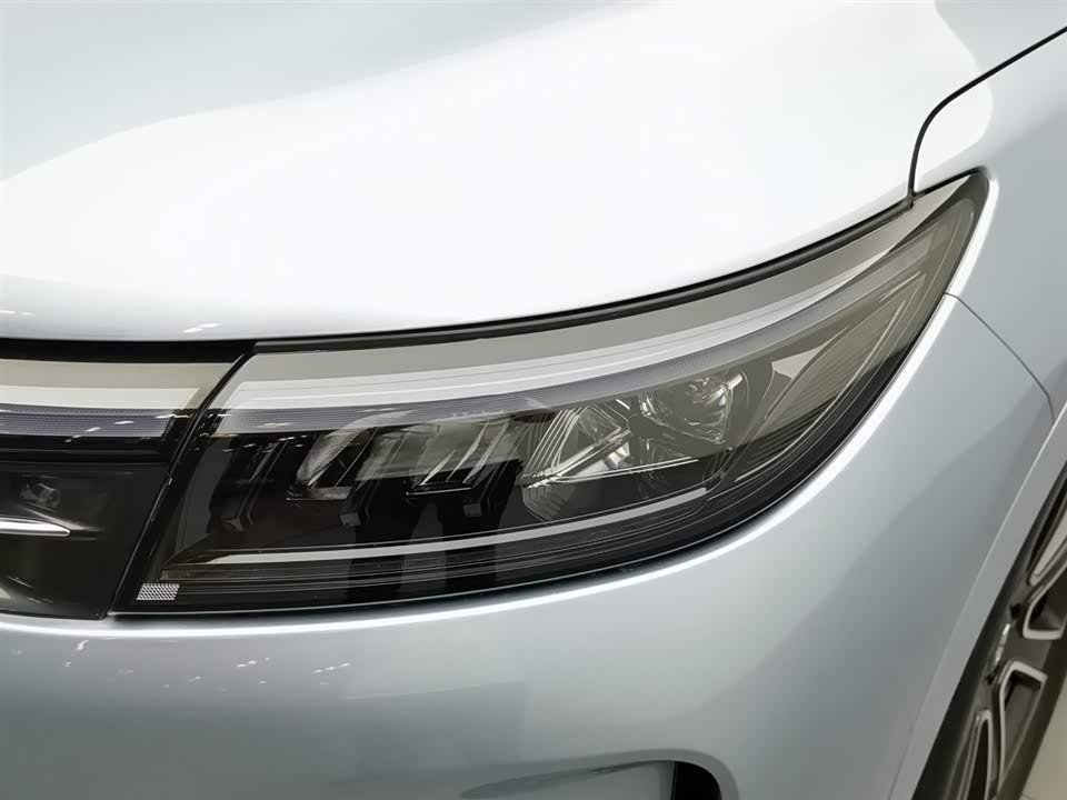 AITO Ask the world M7