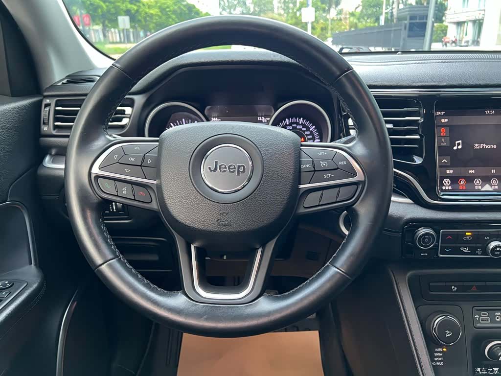 Jeep V, 2019 9