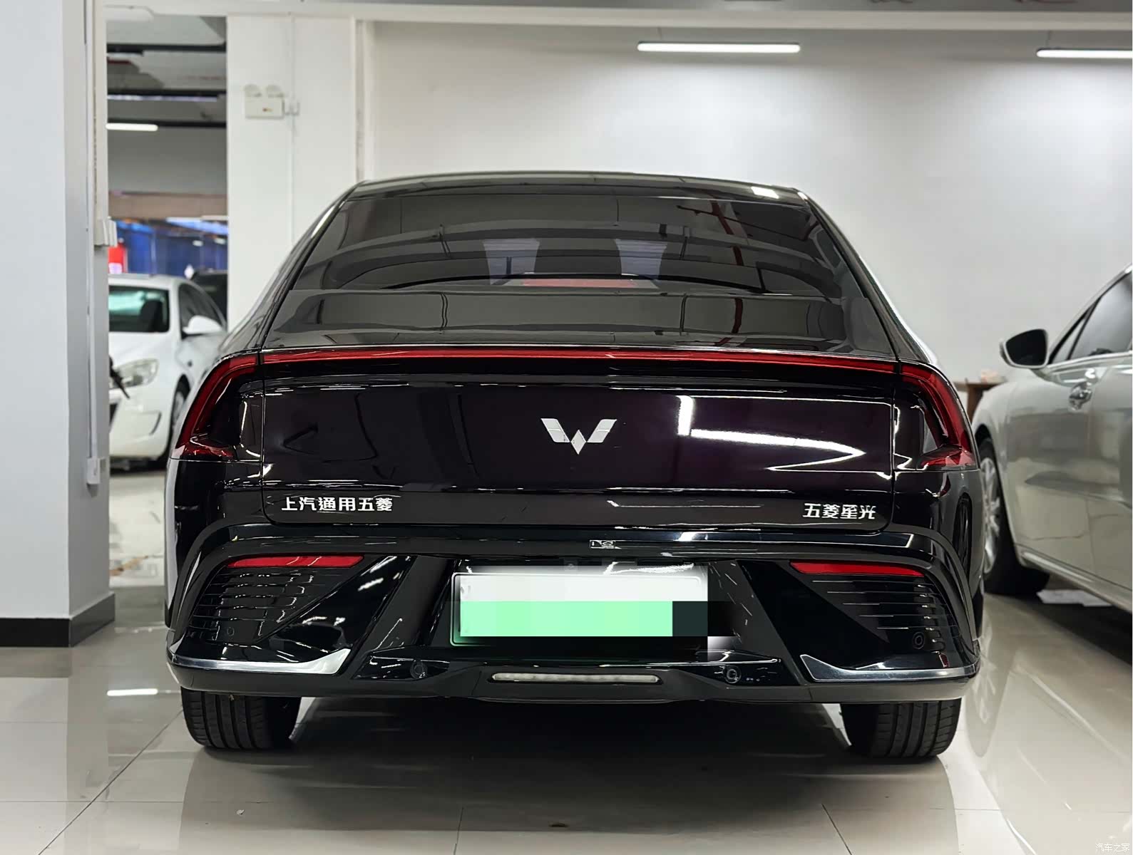 Wuling Starlight, 2024 4