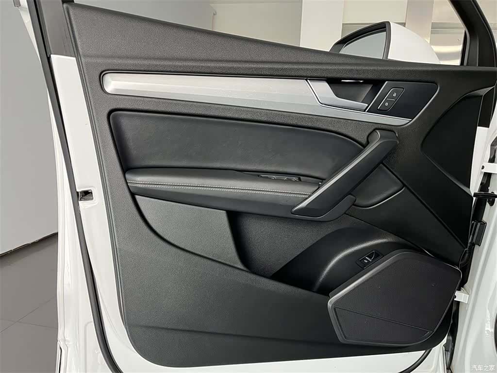 Audi Q5L, 2020 13