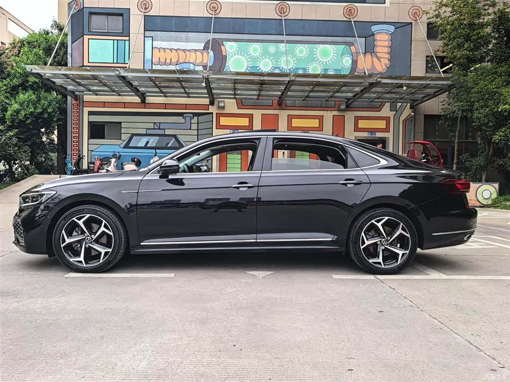 Volkswagen Passat, 2022 17